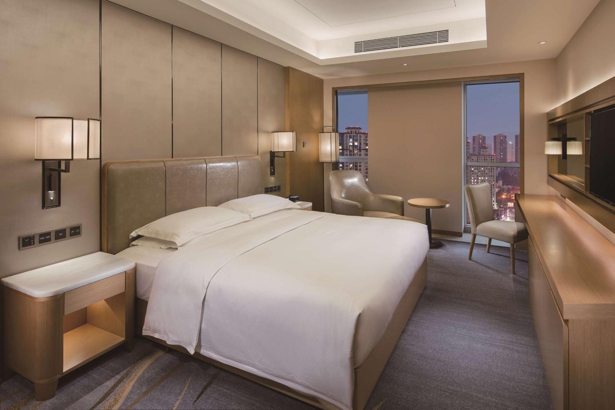 Hilton Chengdu Longquanyi Hotel Exterior photo